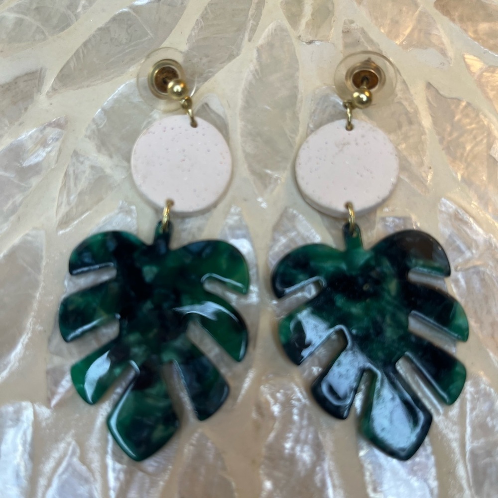 Green Leaf Dangle Earrings